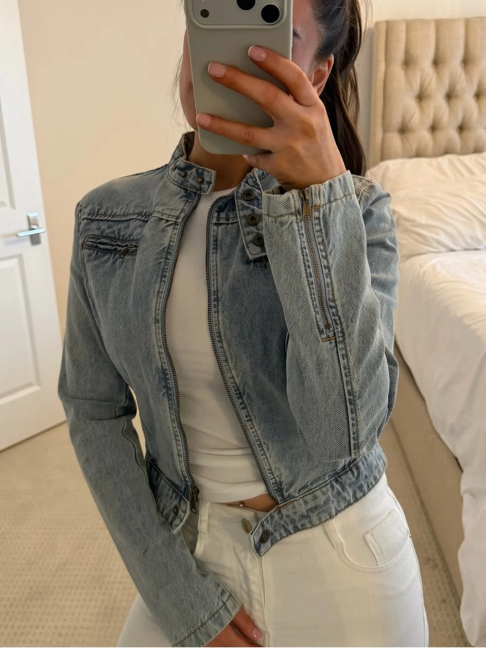 Urban Outfitters fitted light